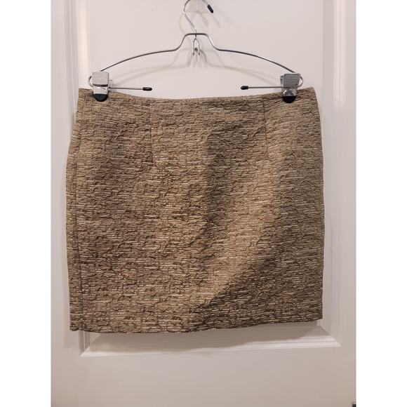 Michael Kors Gold Brocade Mini Skirt - Picture 2 of 8